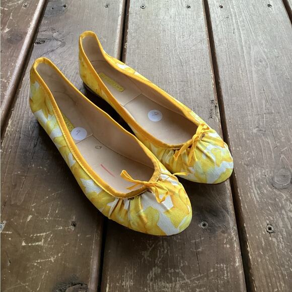 New Longchamp Yellow Floral Bow Ballet Flats Shoes EU 40 | MSRP $300 - Picture 5 of 8